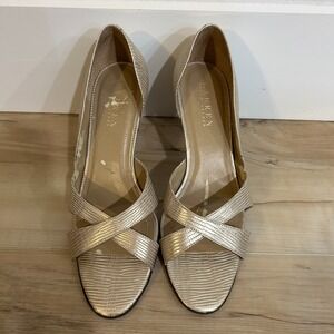 Lauren Ralph Lauren Lizard Embossed Heels Size 7.5 Gold Criss Cross Holiday Pump